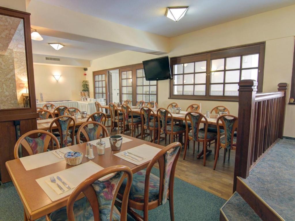 Best Price on Entree Hotel Glinde in Glinde + Reviews!