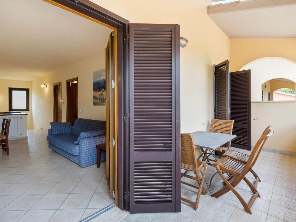 Elegant Holiday Home in Sorano with Swimming Pool