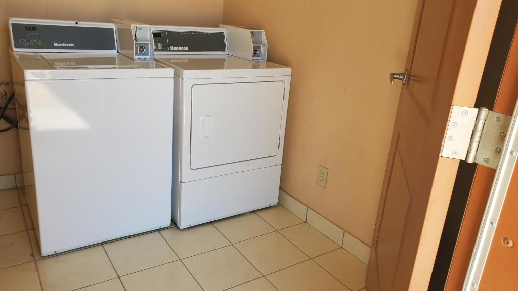 La Bonita Inn & Suites - McCamey photo
