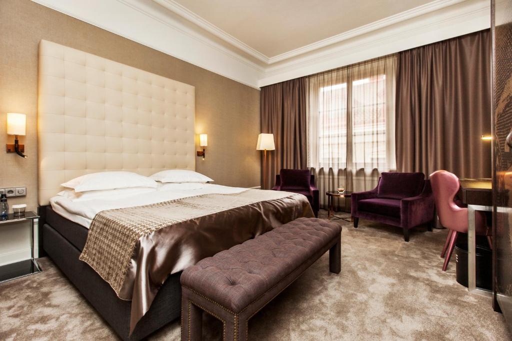Elite Plaza Hotel Photo 15