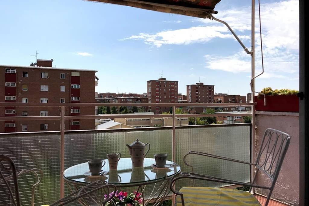 2 baños! Piso grande 100 m2 y Garaje gratis, Мадрид