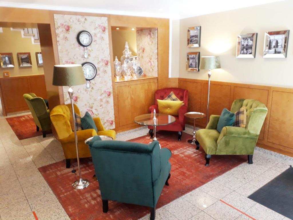 フロント・ロビー