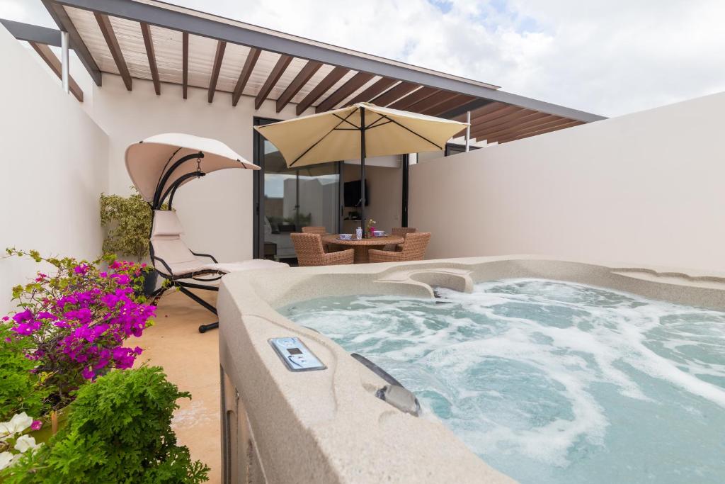 Healing Roof Terrace - 1