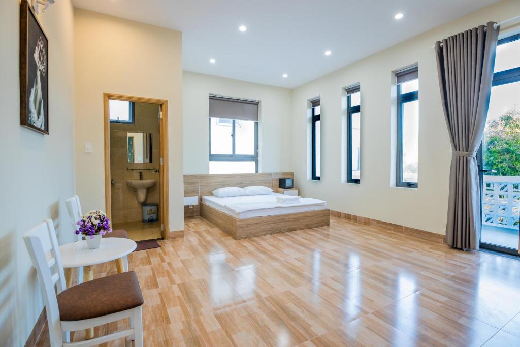 Palm Villa 27 - Villa Garden in VungTau 5 Bedrooms