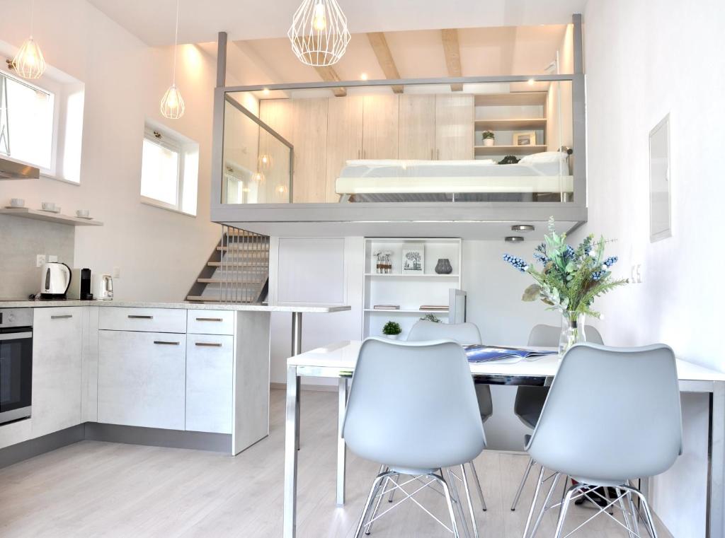 Full of light central apartment overlooking Jungfrau mountain, Interlaken