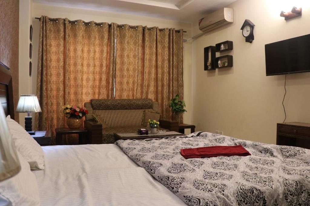 Cozy Studio Apartment In Bahria town photo