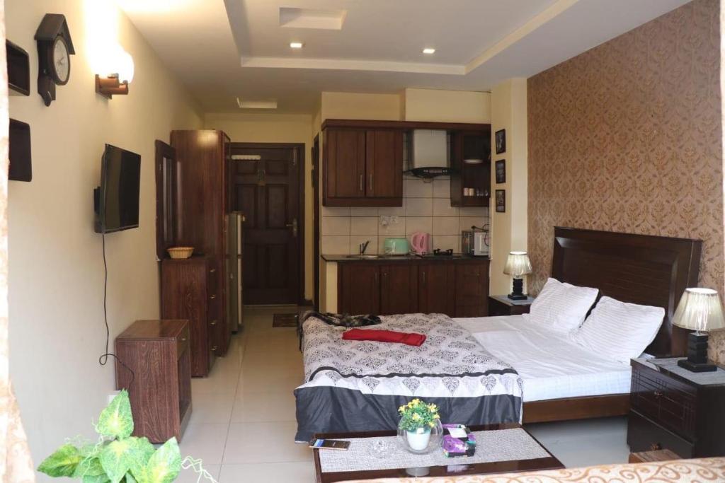 Cozy Studio Apartment In Bahria town — Hotel in Rawalpindi