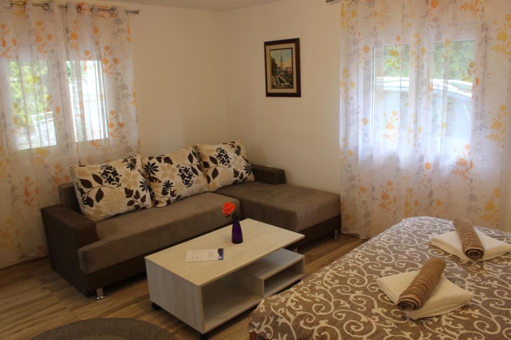 Apartmani Ilić, Golubac