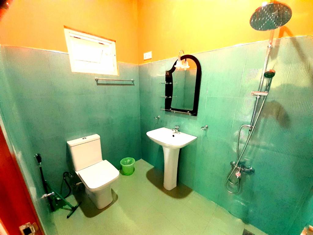 Green Lantern Inn photo