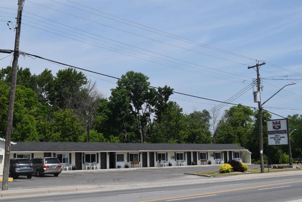 Knights Inn Arnprior Photo 22