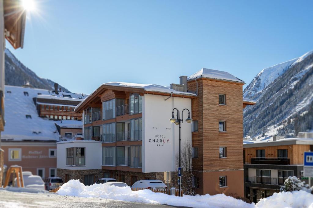 Hotel Charly — Hotel in Ischgl