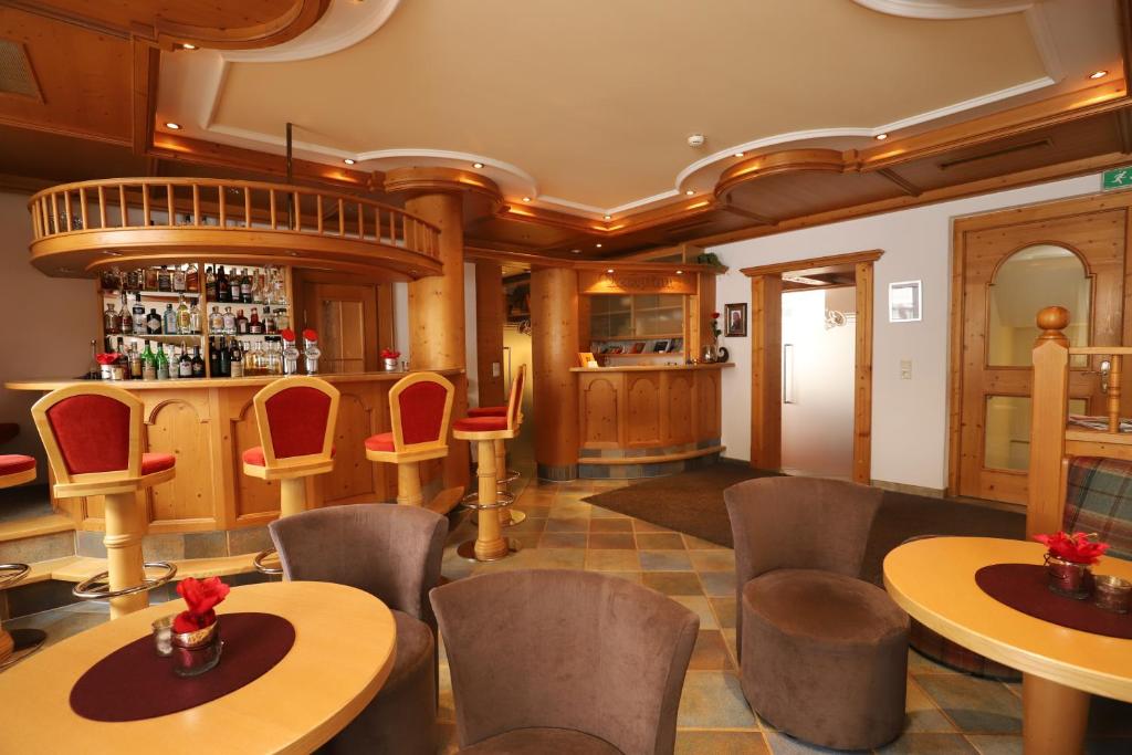 Hotel Charly - 5