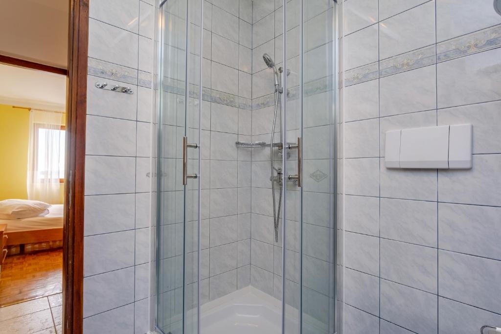 Apartments Villa Julija photo