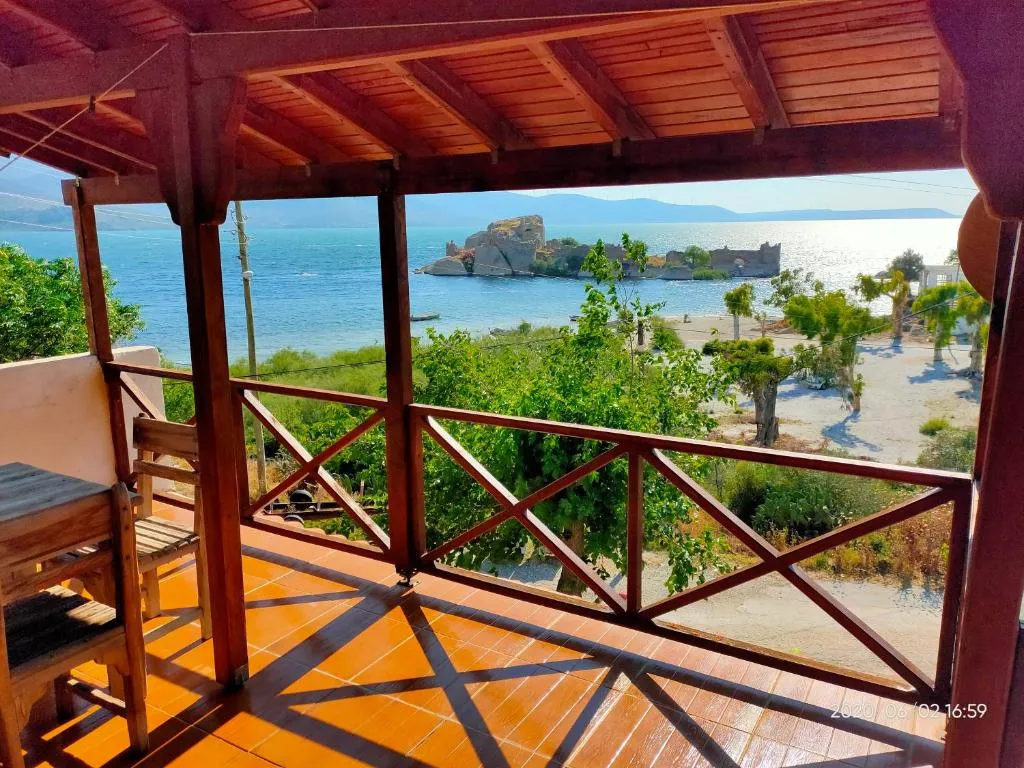 Selenes Pansiyon, hotel in Kapıkırı