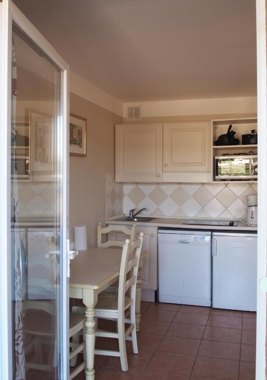 APT. LA CORNICHE 810 - LES ISSAMBRES F - - 4