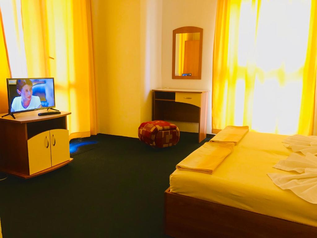 Family Hotel Danailov photo