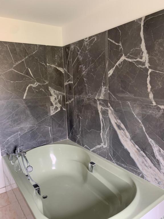 La Maison Carree - Villa de charme - Clim & Piscine chauffee photo