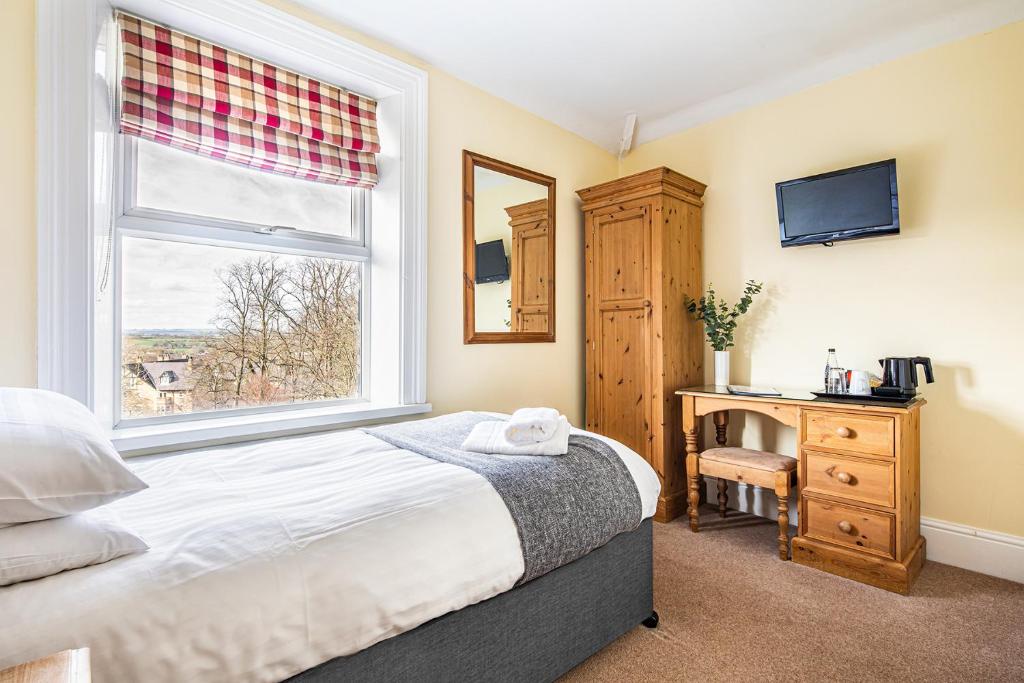 Fountains Guest House - Harrogate Stays photo