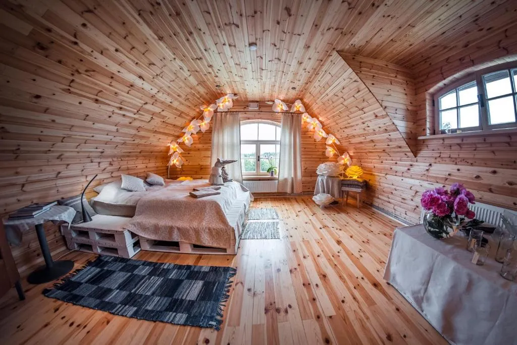 HANDMADE LATGOLA - vairāk kā vienkārši "naktsmītne", Hotel in Līvāni
