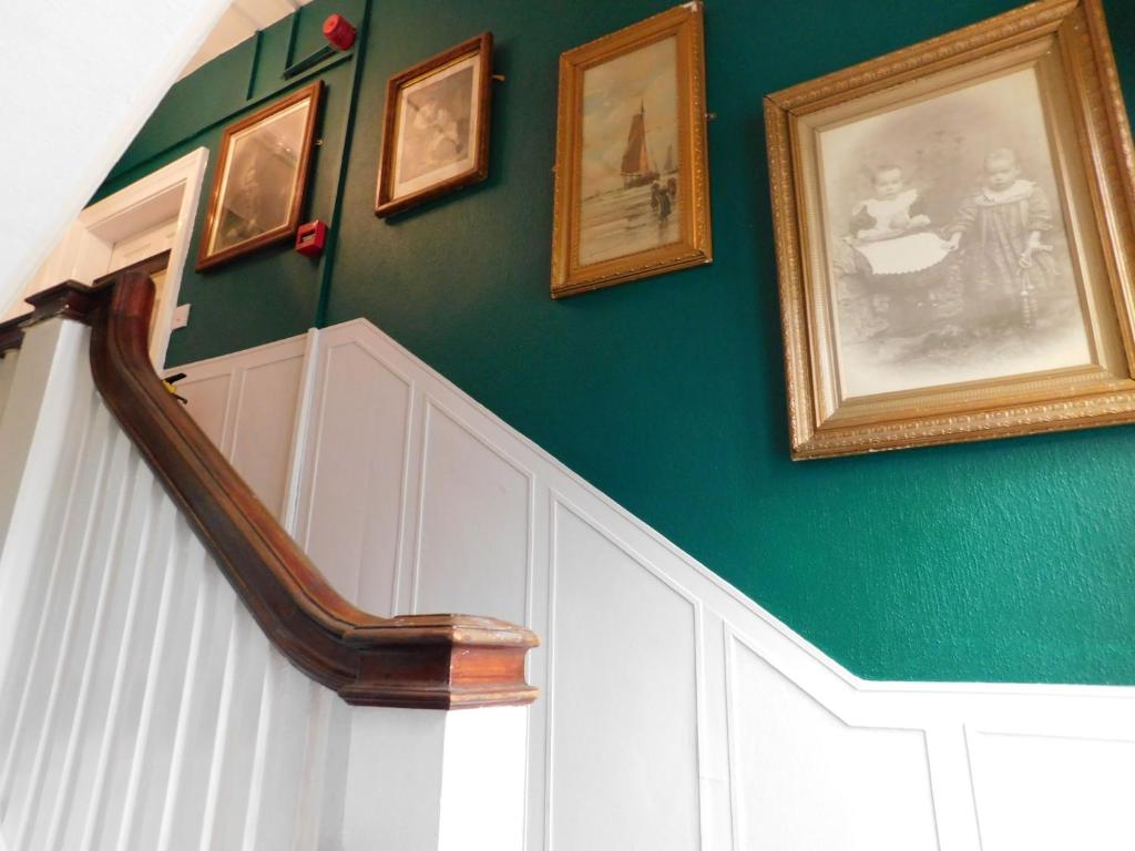 フロント・ロビー