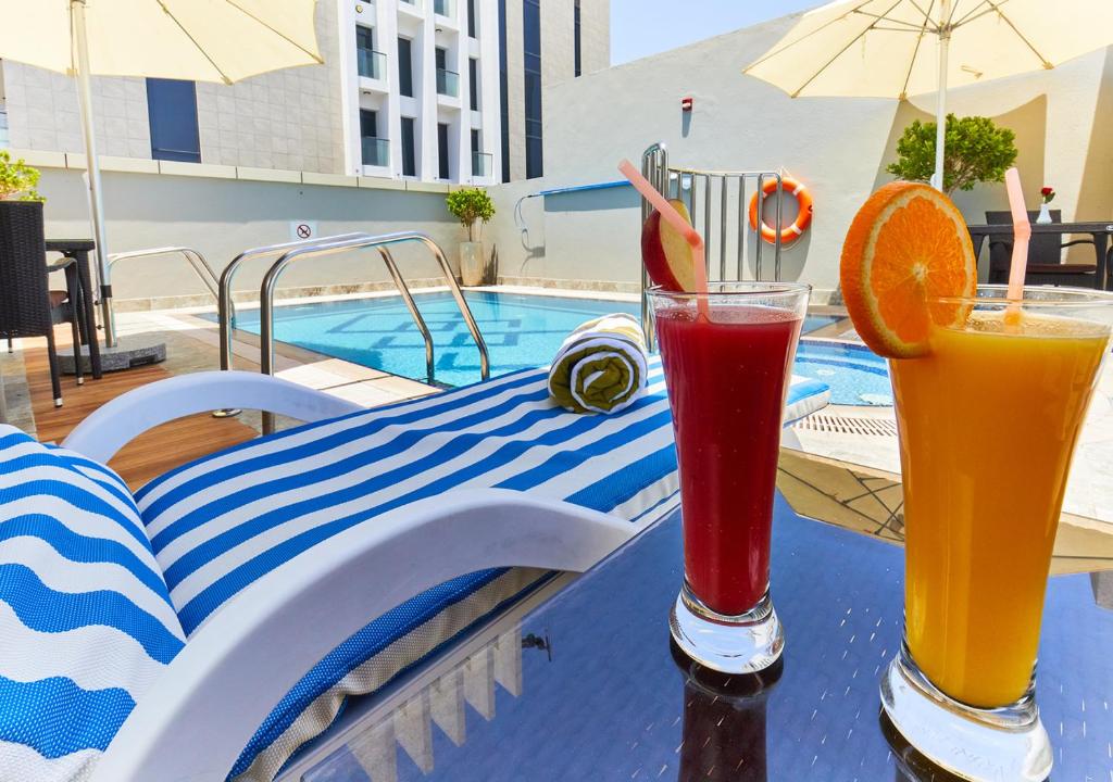 スイミングプール