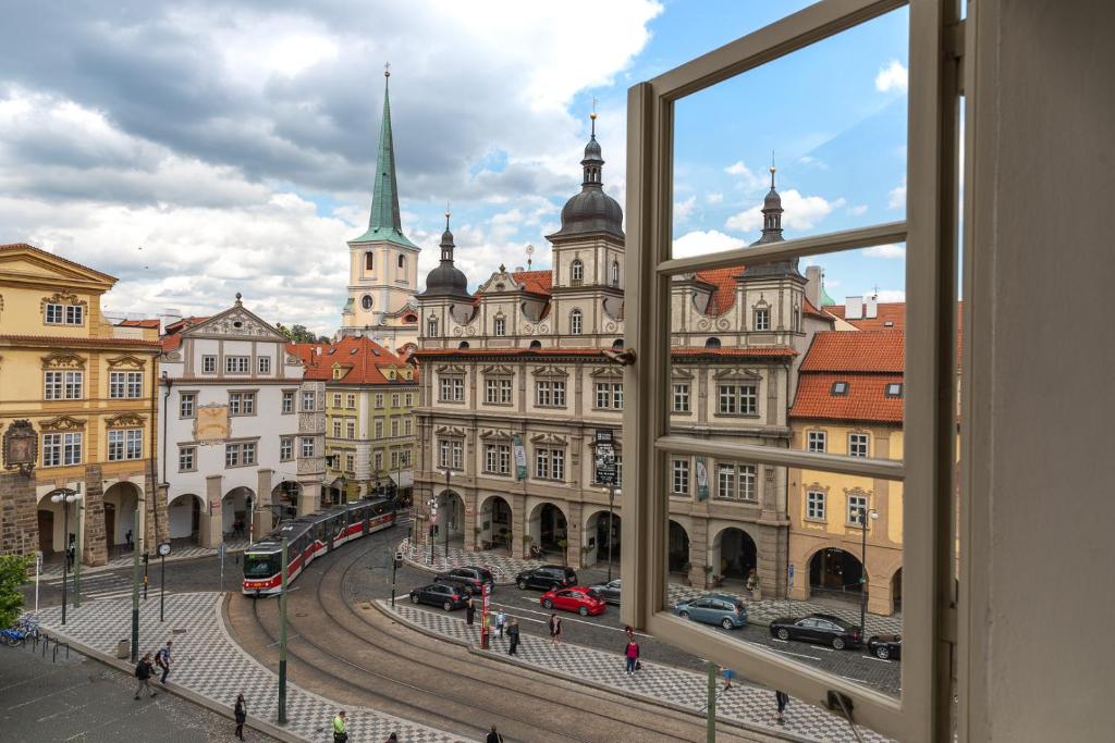 Miss Sophie's Charles Bridge photo