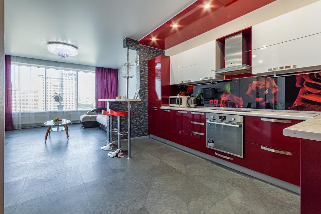 Kitchen, EtazhiDaily at Belinskogo Central in Yekaterinburg