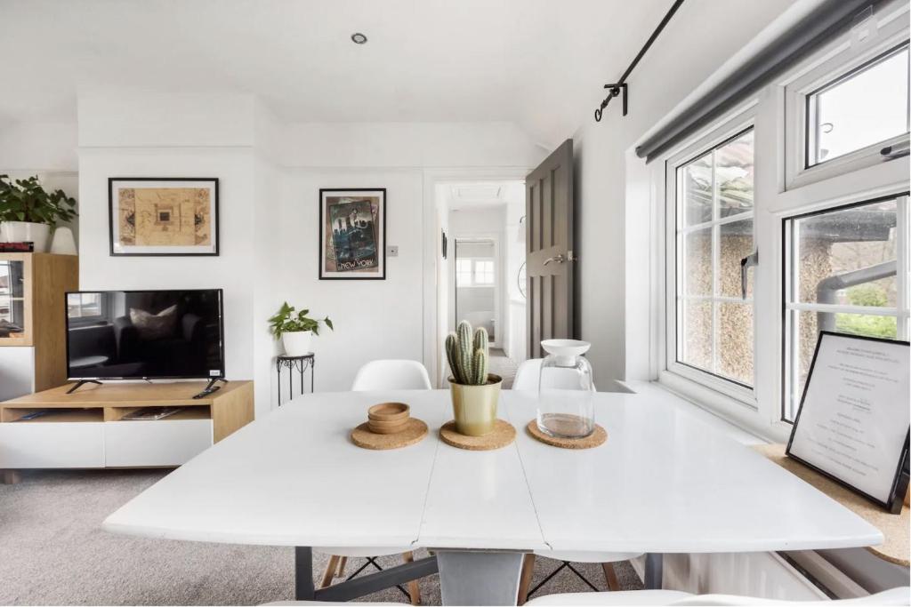 The Film Studio Appartement 5 min to Harry Potter, Leavesden Green