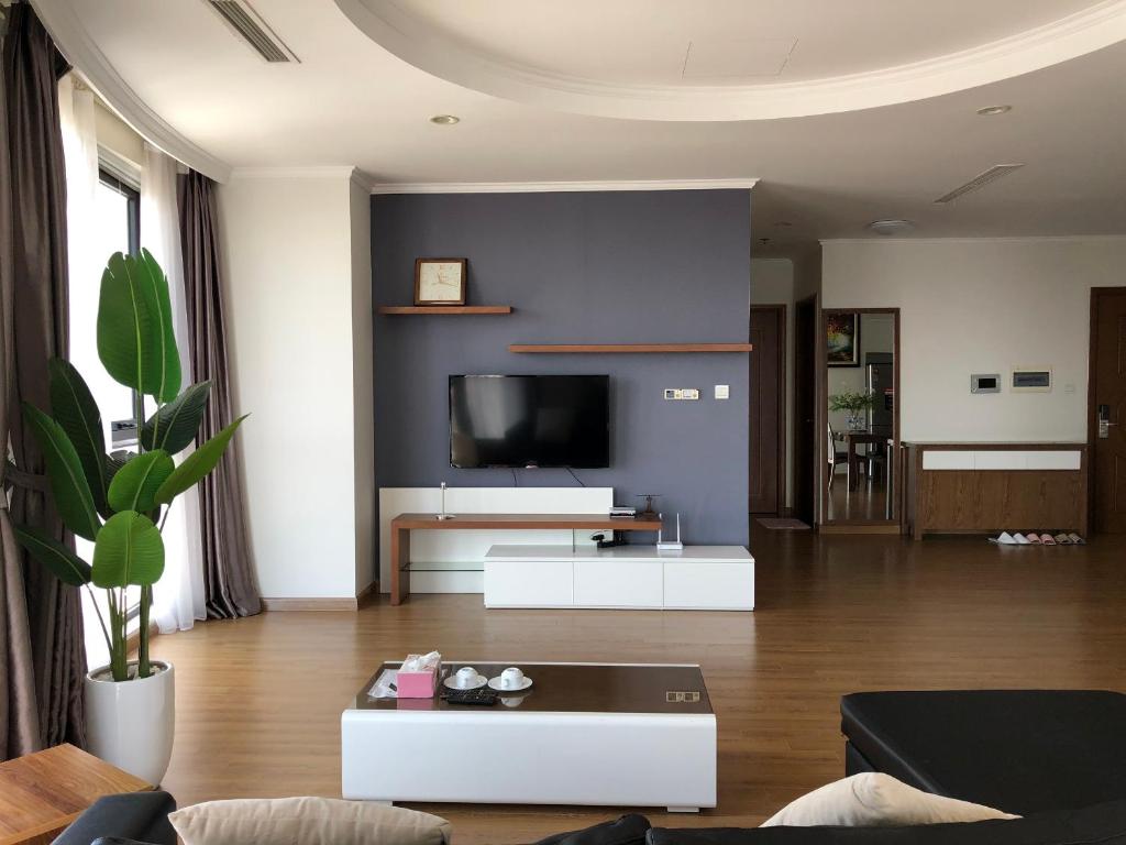Vinhomes Royal City Apartment 3 Br — Hotel in Hanoi
