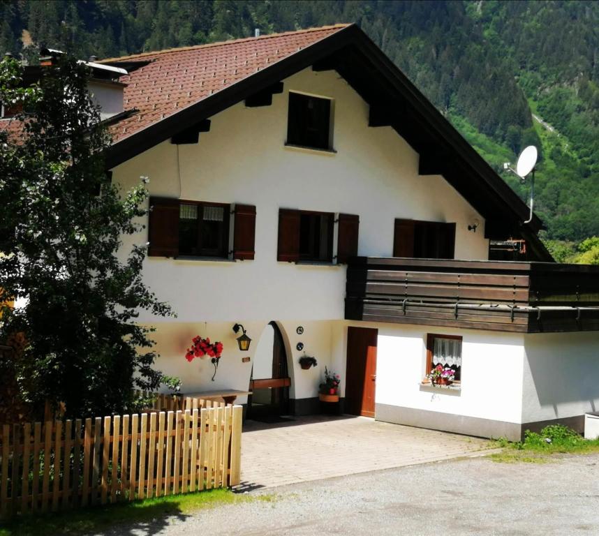 Ferienwohnung Waldhaus - 2