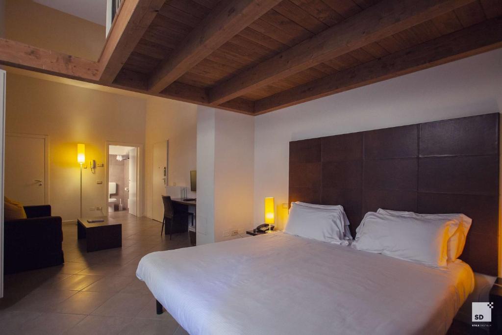 Appartamenti Resort Roma 6.3 e Resort I Banchieri - 2