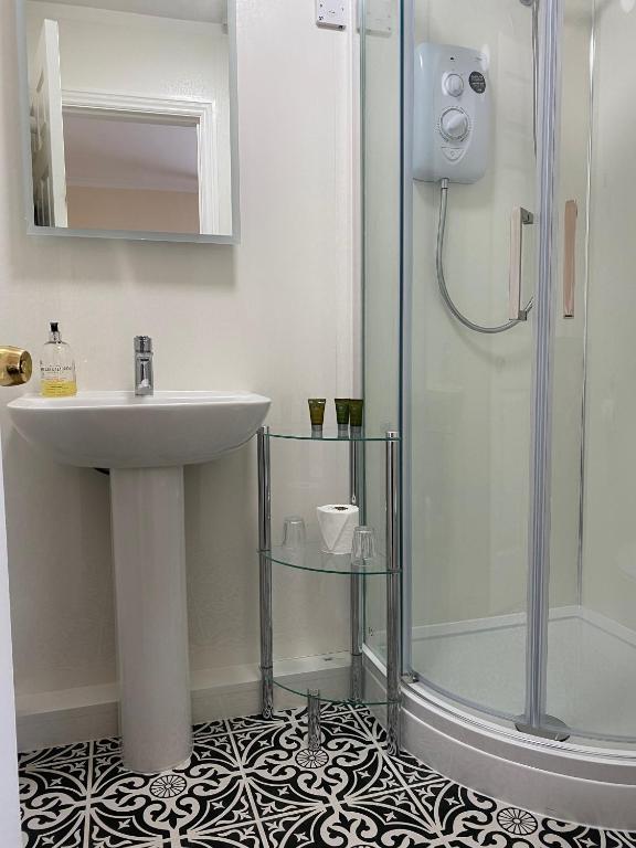 Byways Serviced Apartments photo