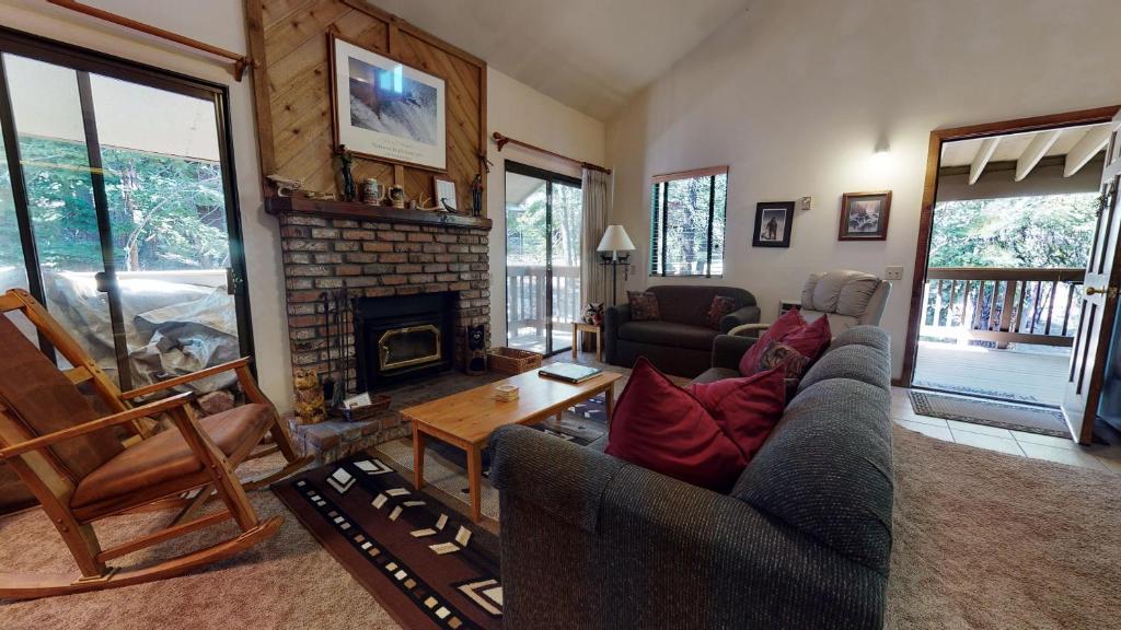 Hidden Valley #104 condo, Mammoth Lakes