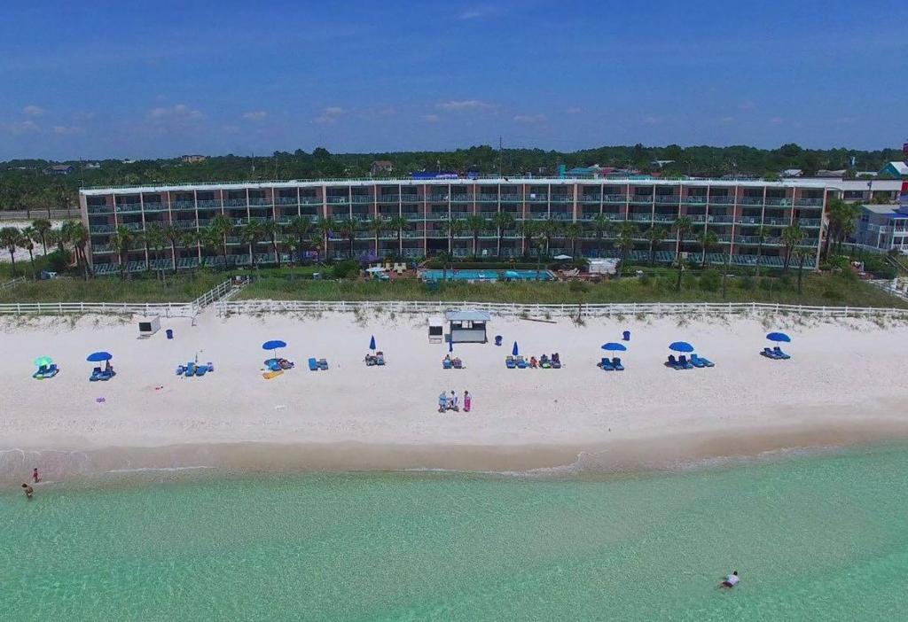 Exterior view, Casa Loma Panama City Beach - Beachfront in Panama City (FL)