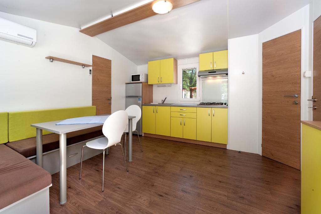 Camping Ulika Mobile Homes - Naturist — Hotel rooms in Poreč, Istria