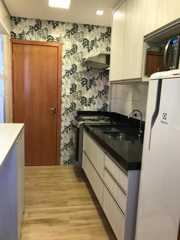 Liberdade 1 QT + Sofá Cama - 200m Metrô. Novo!, São Paulo
