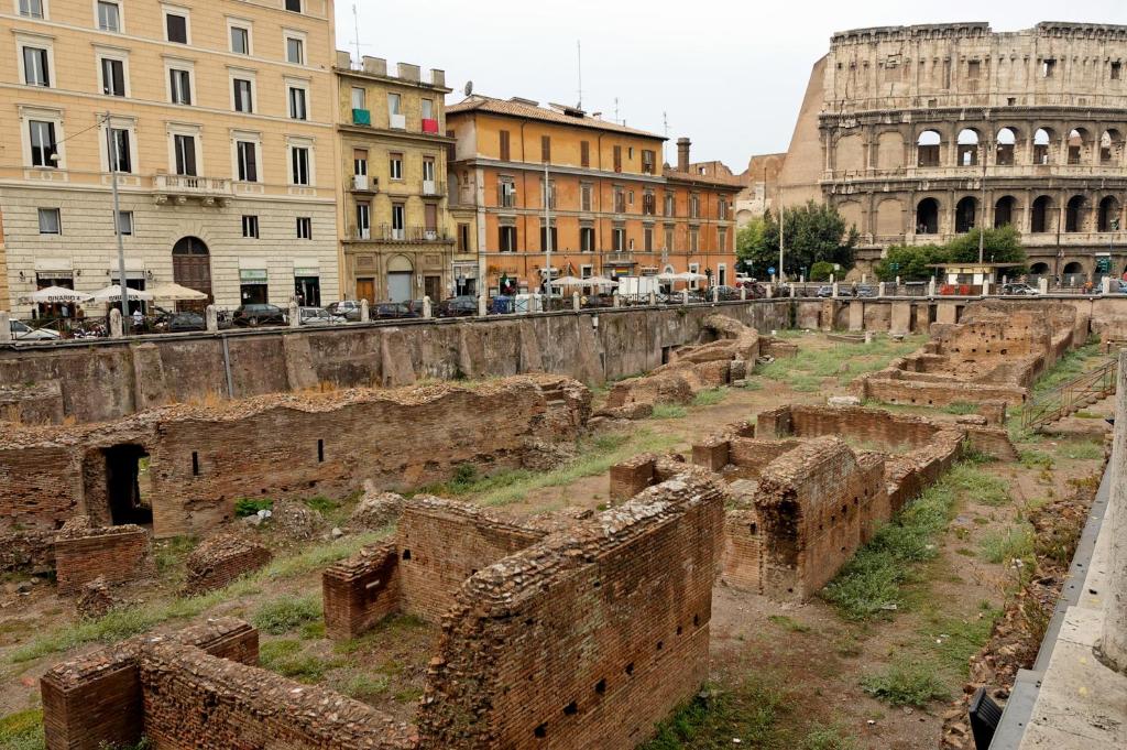 Colosseo Rooms Imperial Rome