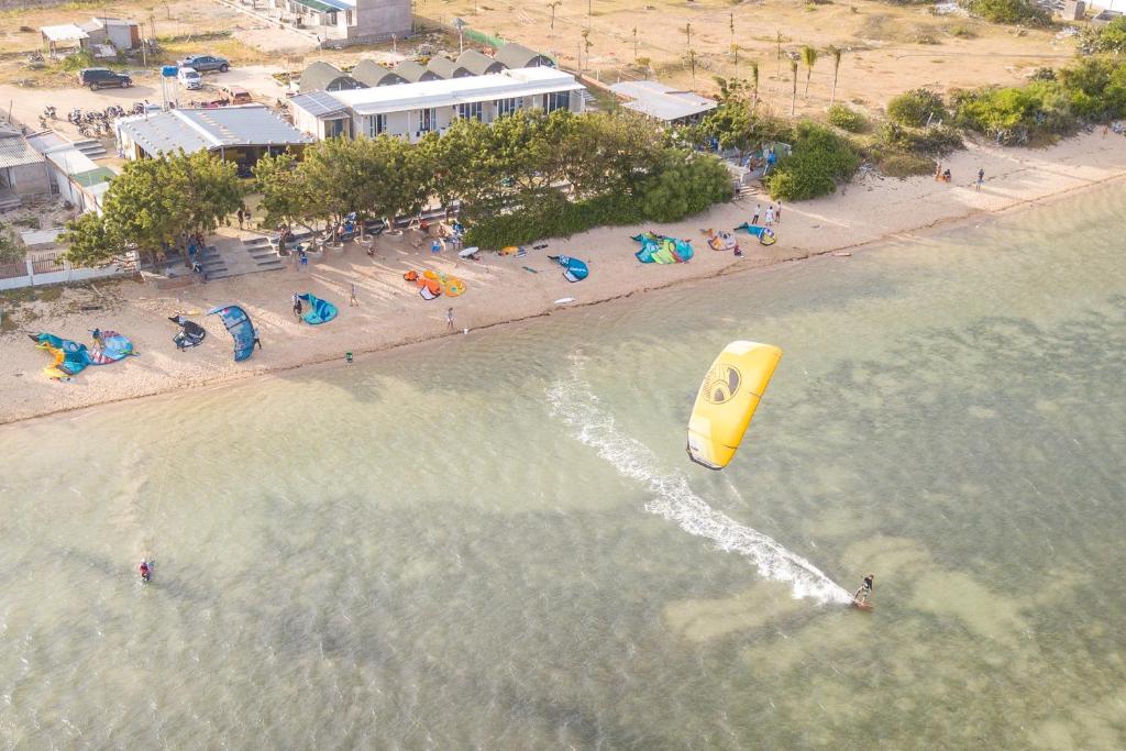 Phi Kite School