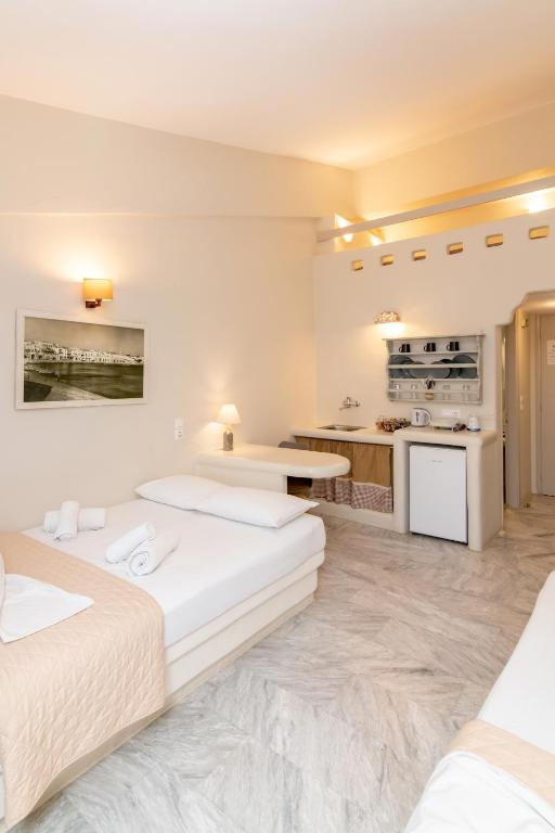 Fratelli Rooms — Hotel in Tinos