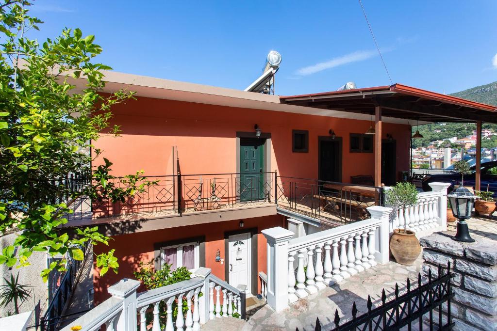 Exterior view, Petros Penthouse in Parga