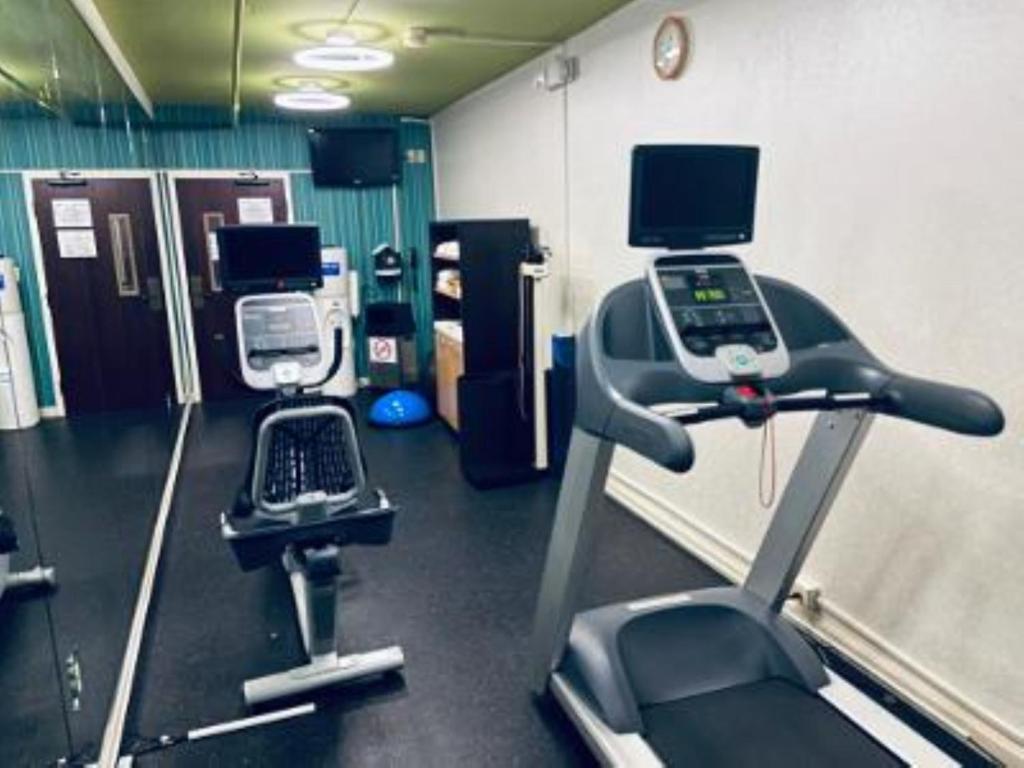 Holiday Inn Express Hotel & Suites Fort Payne Photo 21