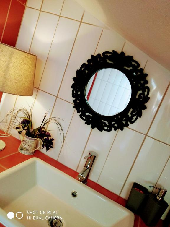 Vicente House photo