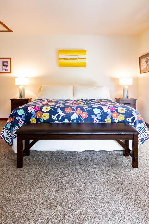 Inn at Tern Lake photo
