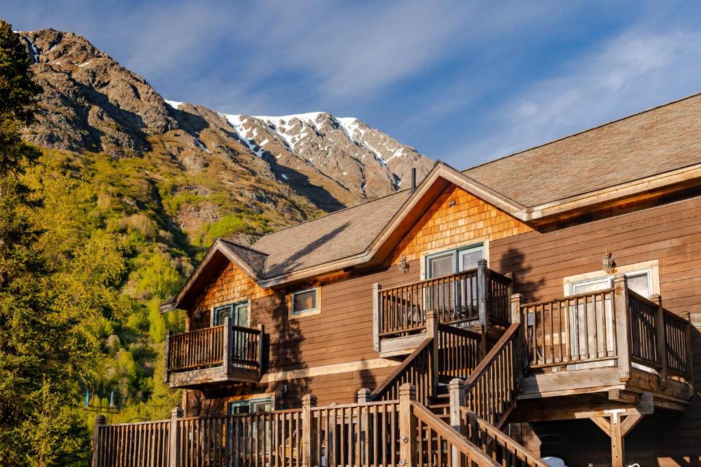 Inn at Tern Lake photo