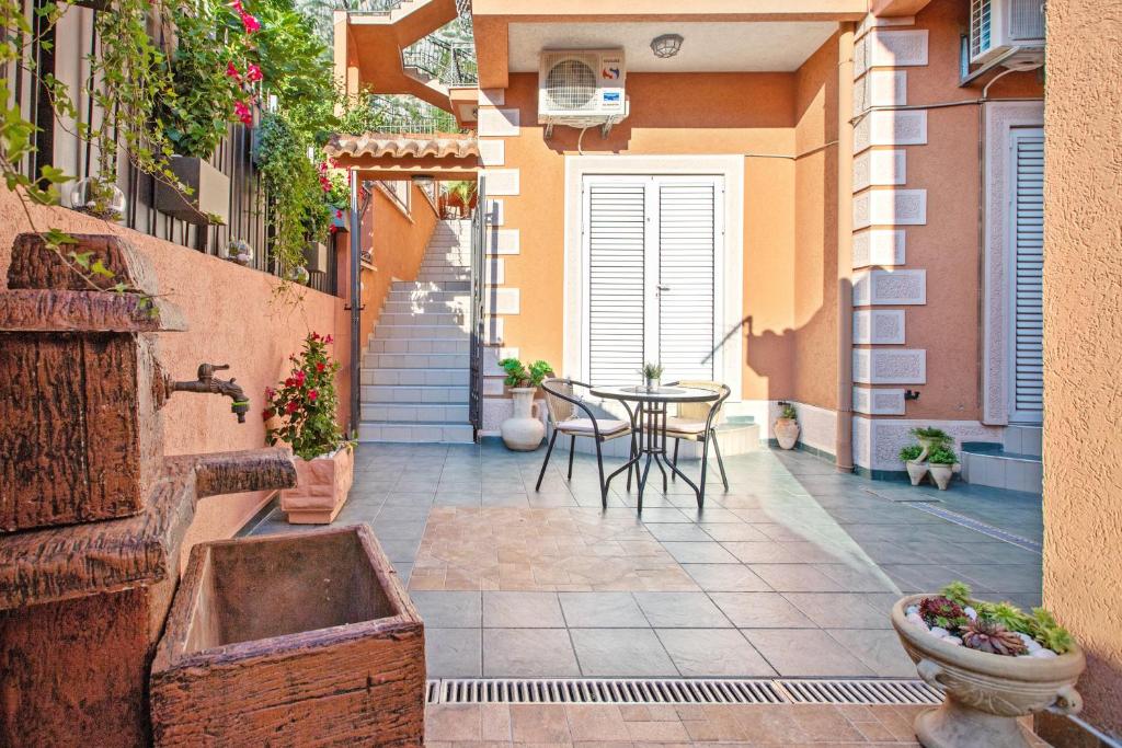 Apartments Boka Heart photo