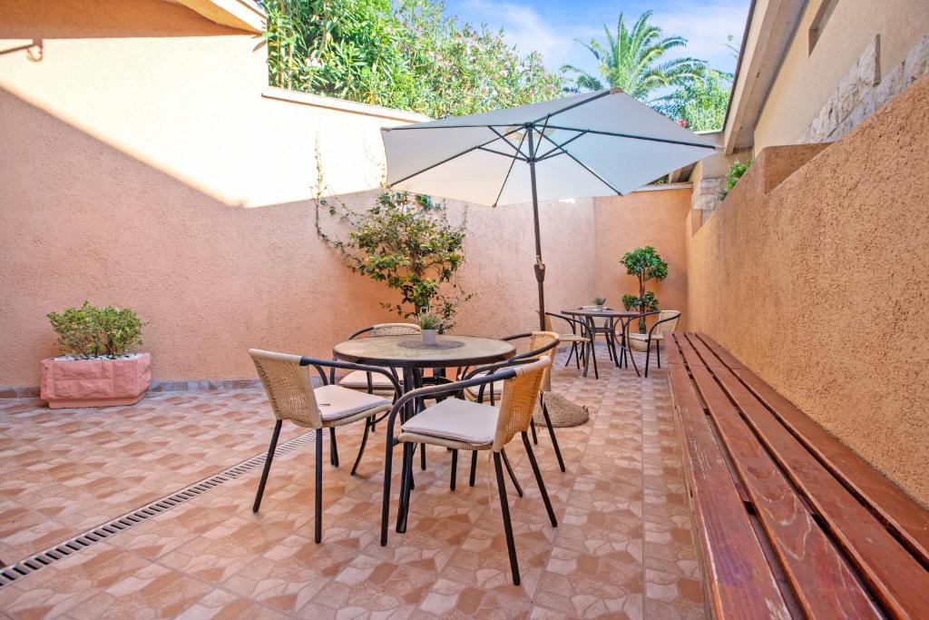 Apartments Boka Heart photo