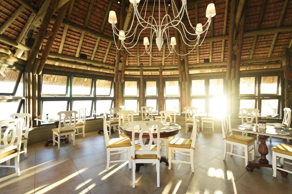 ベランダ ポール エト バージニー ホテル & スパ (Veranda Paul et Virginie Hotel & Spa) レストラン