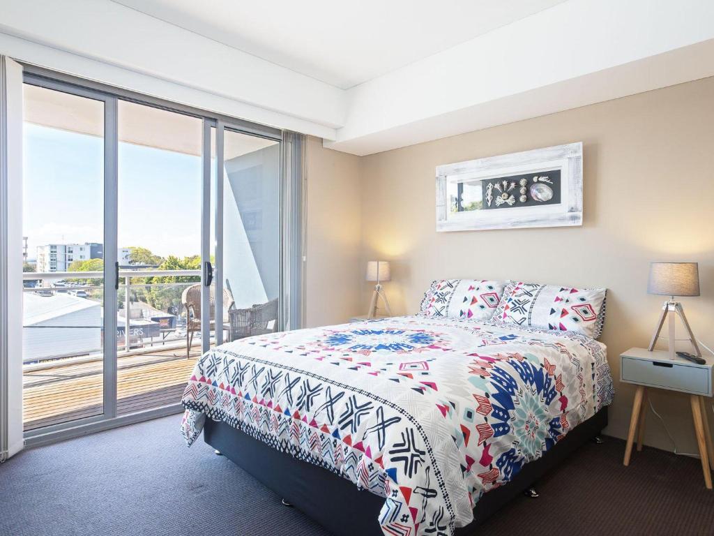 Cote DAzure 13 Lovely unit with air con pool lift and WiFi photo