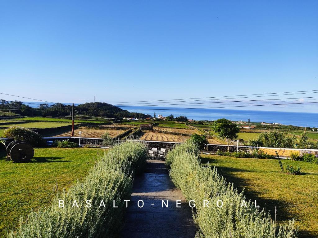 Basalto Negro AL, Angra do Heroísmo