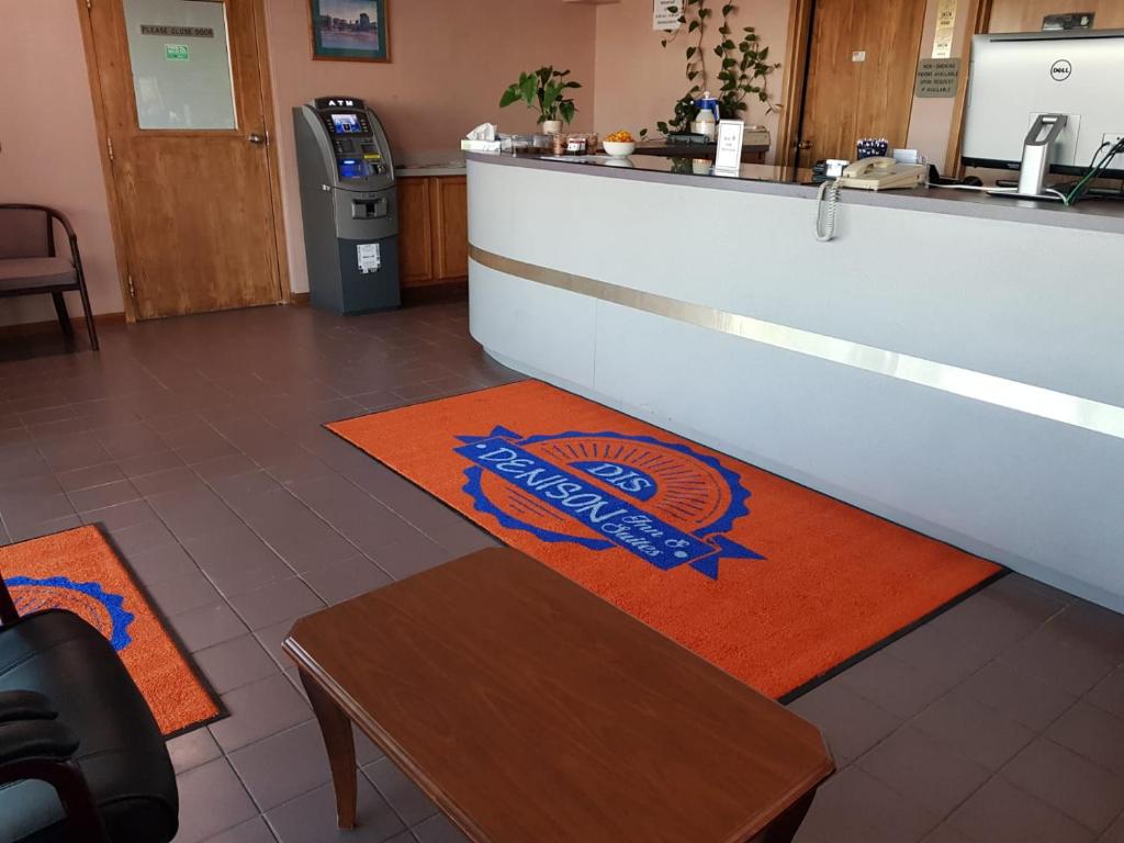 Denison Inn & Suites photo